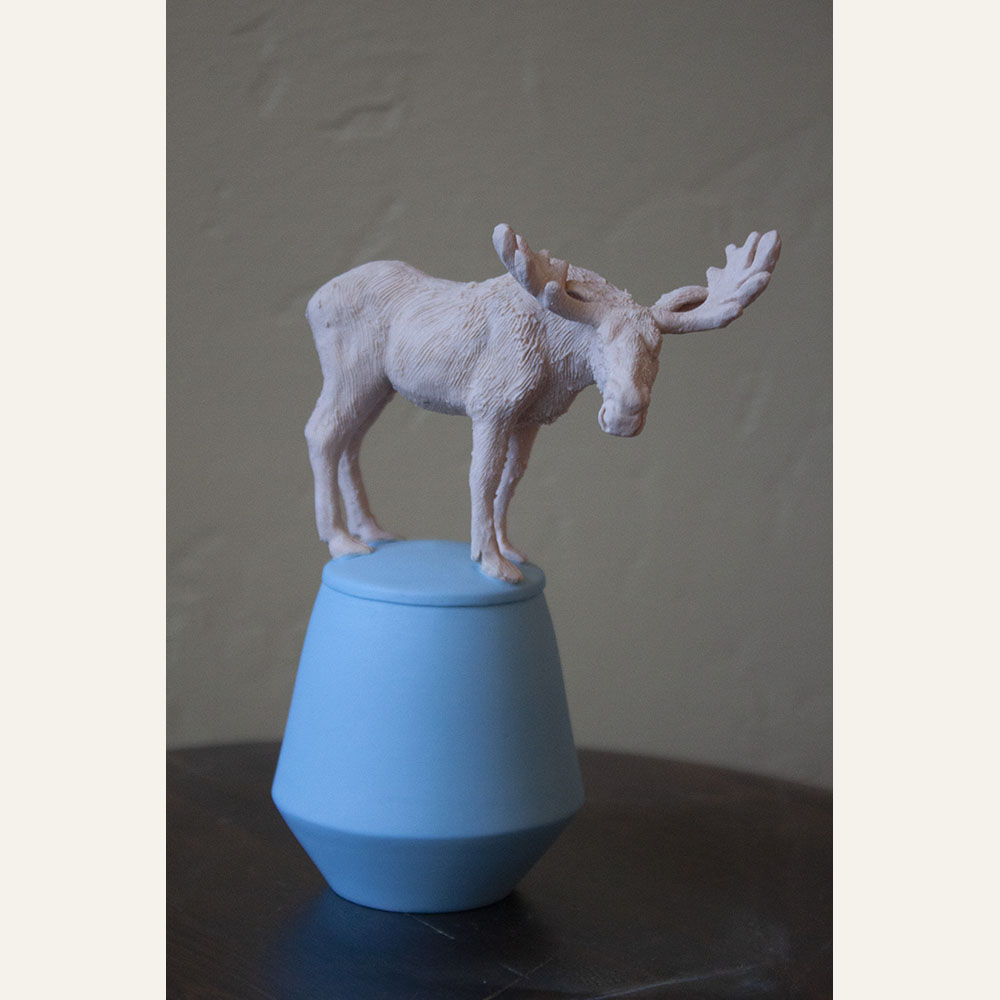 CMP22-10 Moose 5.75x5.25x3 pottery copy 730 WEB